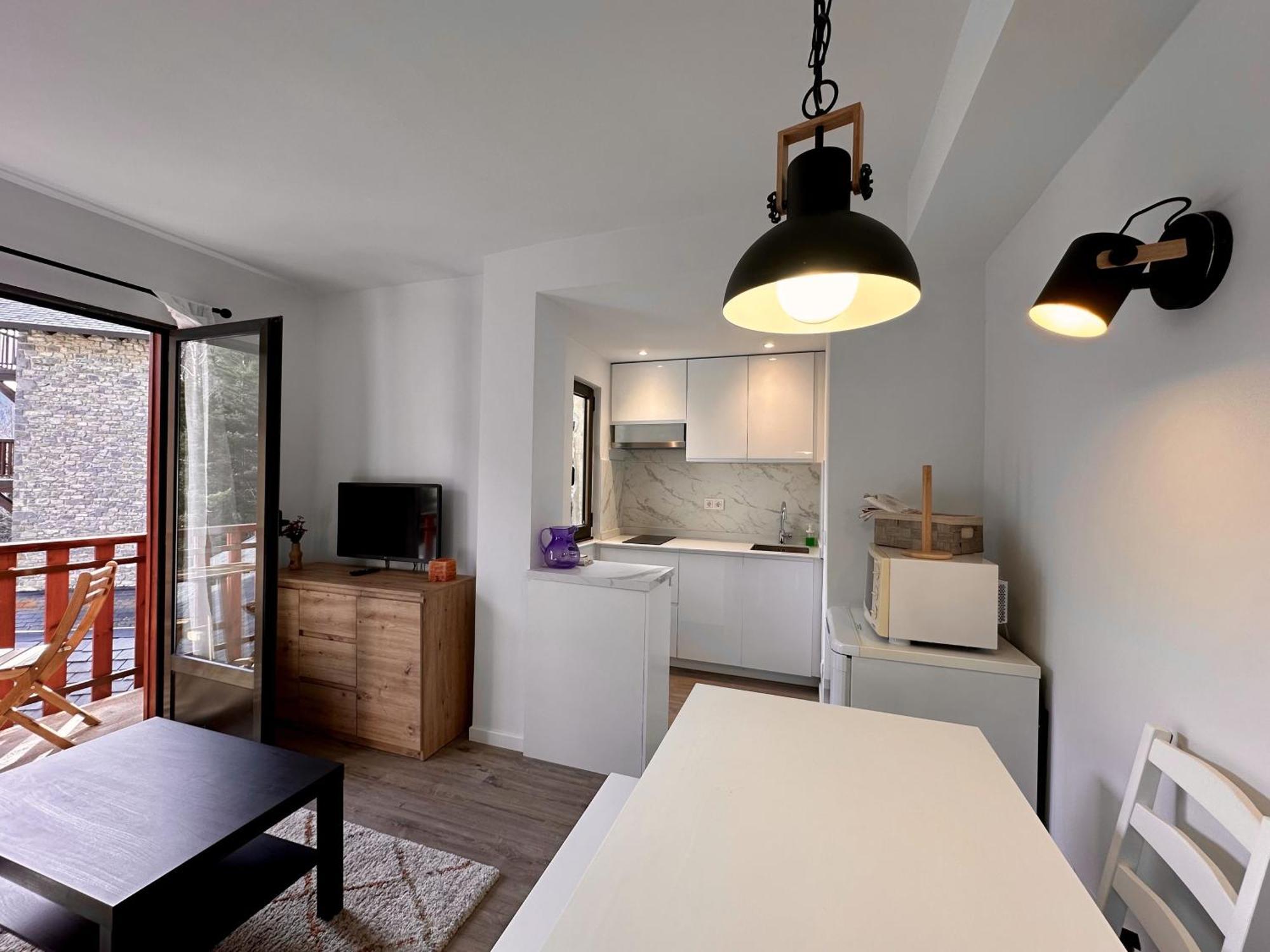 Tebarray ☆ Increibles Vistas, Terraza Y Garaje - Pirineos360 Apartman Sallent de Gállego Kültér fotó