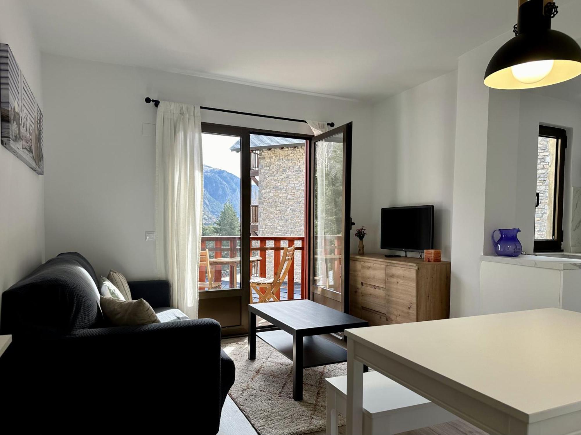 Tebarray ☆ Increibles Vistas, Terraza Y Garaje - Pirineos360 Apartman Sallent de Gállego Kültér fotó